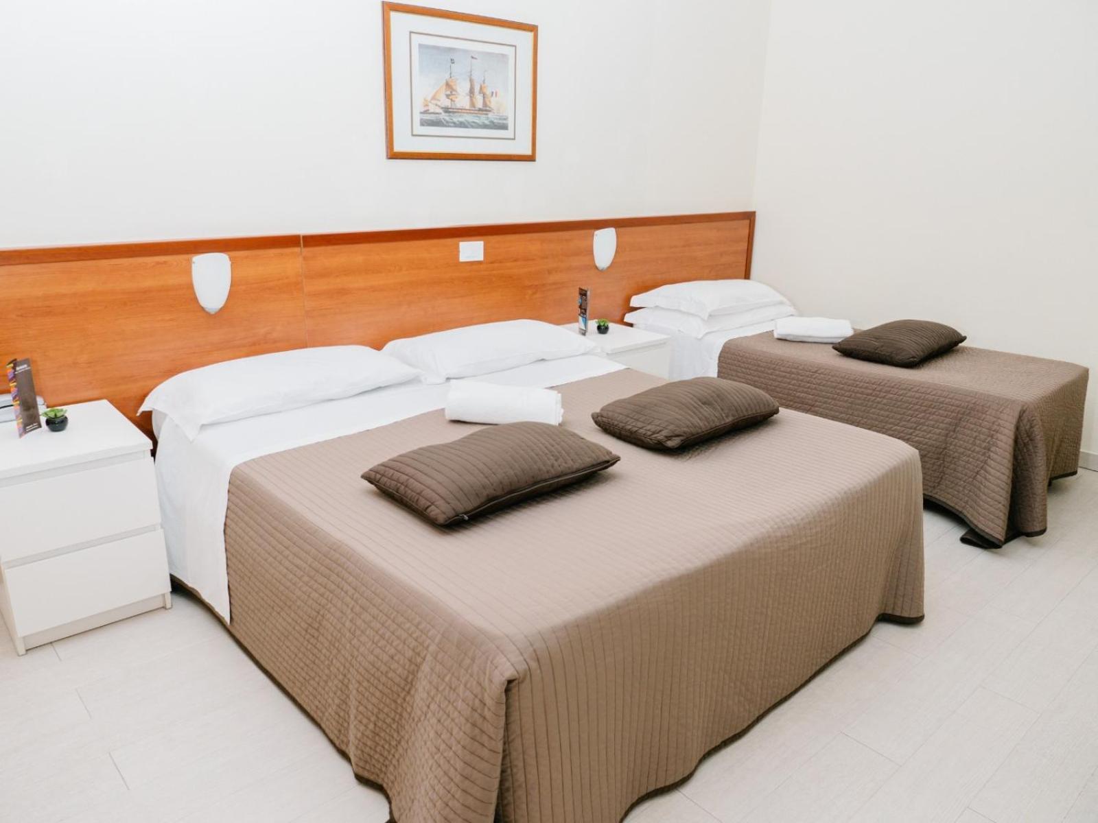 Hotel Antagos Montesilvano Exterior photo